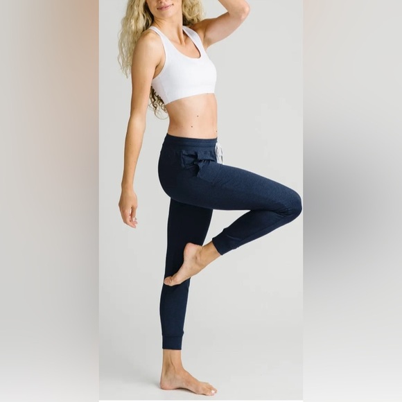 Zyia Cozy Jogger - Picture 9 of 9